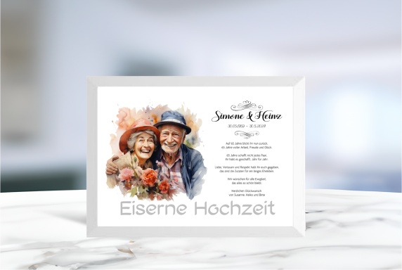 Geldgeschenk zur Eisernen Hochzeit mit ausgeschnittenem Schriftzug im Rahmen, ideal zum Befüllen mit Geldscheinen.